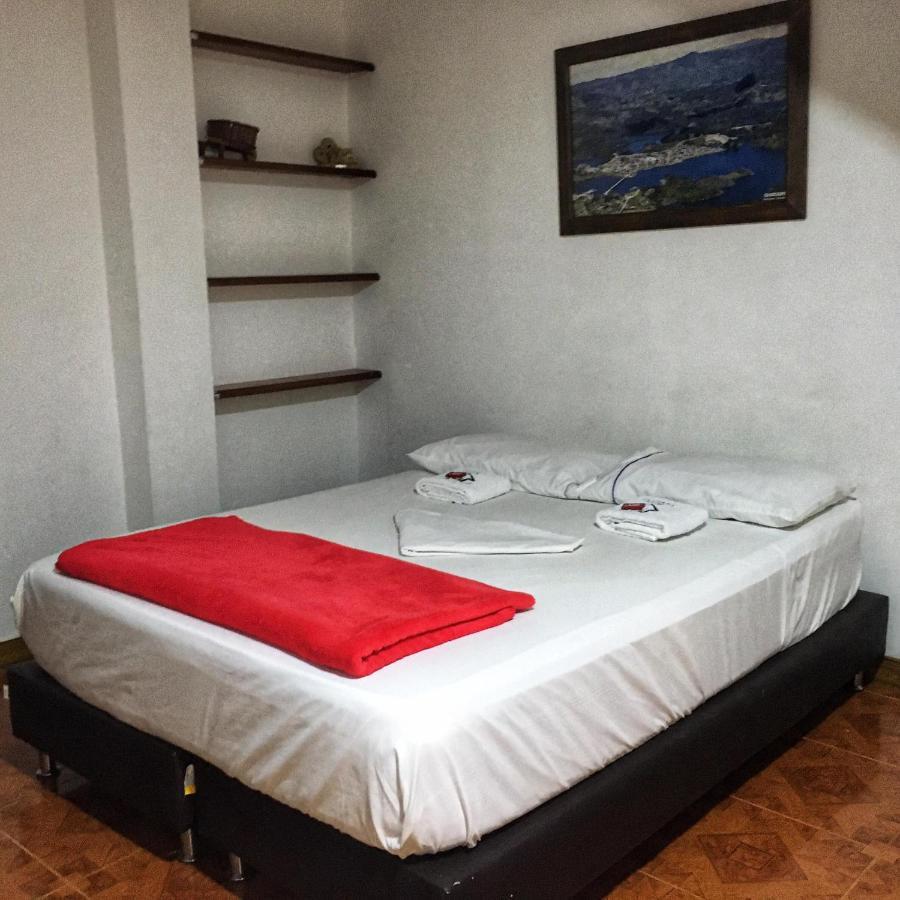 La Casona Hostel Guatapé Kültér fotó