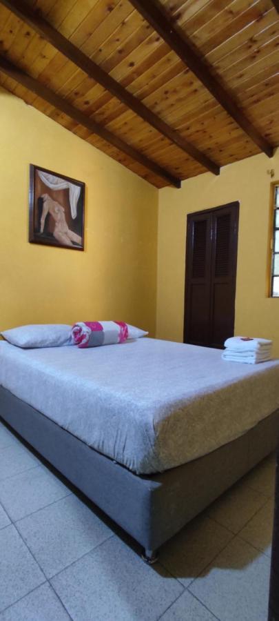 La Casona Hostel Guatapé Kültér fotó